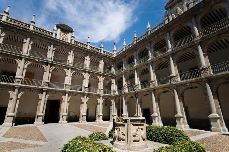 Recorremos La Universidad De Alcalá De Henares – Mi Viaje serapportantà Jardin Botanico De Alcala De Henares
