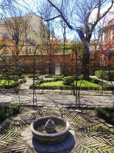 Seleccionarte: Jardín Del Príncipe De Anglona, En La Plaza ... encequiconcerne El Jardin Del Principe