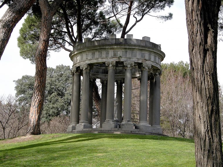 Templete Elíptico Del Parque De El Capricho – Patrimonio … avec Jardines El Capricho