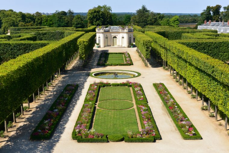 The French Gardens Of The Petit Trianon | Palace Of Versailles avec Jardin De Versalles