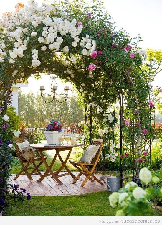 Un Jardín Con Rosas - Tu Casa Bonita encequiconcerne Jardin Hidroponico En Casa
