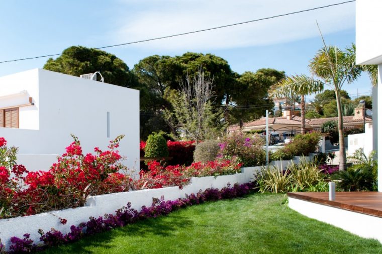 Un Jardín Con Vistas. Diseño De Jardín Mediterráneo En … pour Jardines Mediterraneos