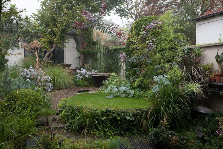 Un Petit Jardin De Ville Écologique Et Apaisant – Détente … dedans Abonnement Detente Jardin