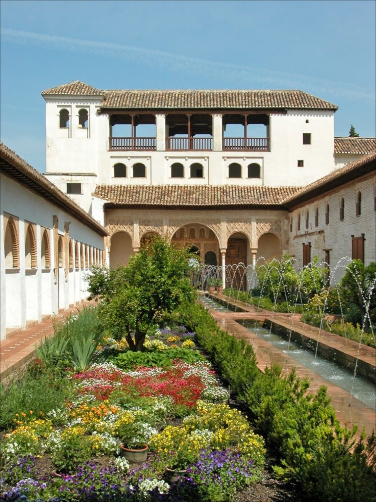 Visita Estos Espectaculares Jardines Desde El Sofá De Casa serapportantà Jardines Del Generalife