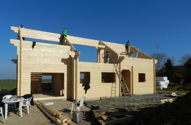 J'Ai Construit Ma Maison En Bois En Kit – M6 Deco.fr destiné Maison En Kit Pologne Schmilniki