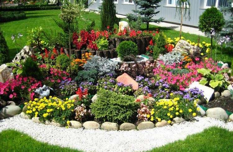 Amenagement Jardin Fleuri tout Salon De Jardin Castorama Tout Au Long De L&amp;#039;Année