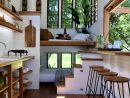 Dans Cette Tiny House C'Est Le Salon Qui Est En Haut - Planete Deco A ... serapportantà Décoration Maison Moderne Vers Le Haut