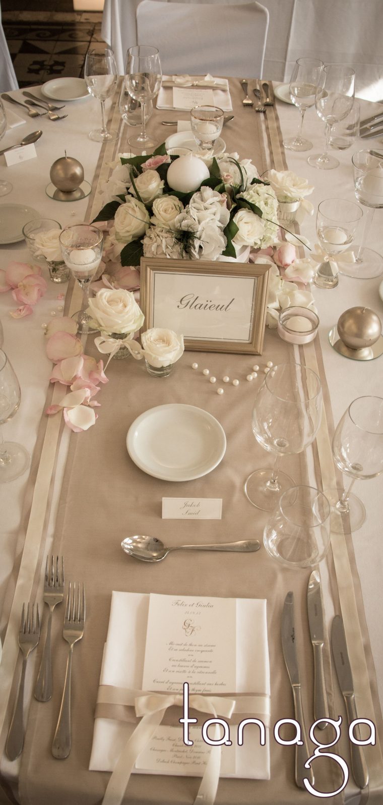 Décoration De #Table #Mariage Classico-Romantique, Rose … destiné Decoration Interieure Salon Lors D'Un Mariage
