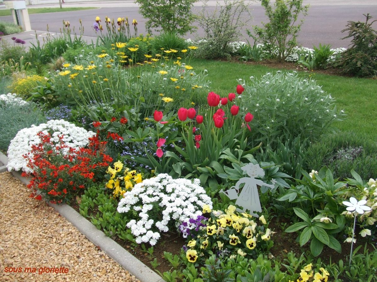 Idee Jardin Fleuri Toute L'Annee avec Salon De Jardin Castorama Tout Au Long De L&amp;#039;Année