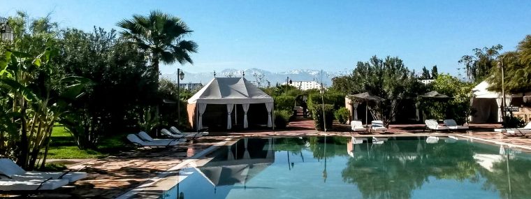 Jardin D'Issil : Chambres D'Hôtes En Tentes Caïdales De Luxe À Marrakech pour Salon De Jardin Castorama Suite À Une Douche