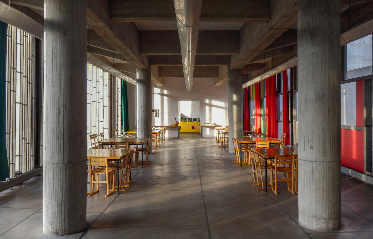 La Tourette : Appel Aux Dons Pour Un Chef D'Œuvre De Le Corbusier tout Architecte D'Intérieur De La Lumière
