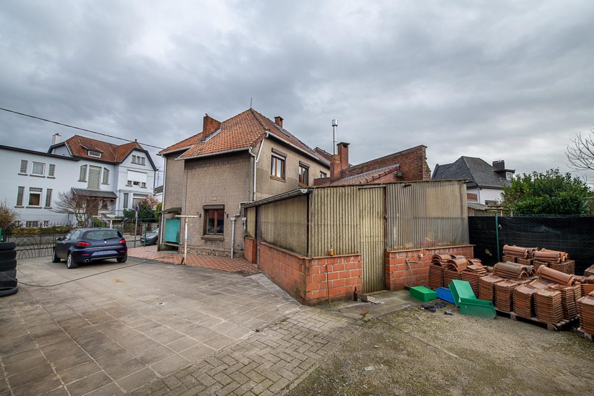 Les Maisons Ferrian - Fayt-Lez-Manage, Maison Unifamiliale - Sous Option destiné Salon De Jardin Gifi Lez A Lez