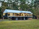 Platypus Bend House: Une Maison Surélevée Avec Des Réservoirs D'Eau De ... dedans Décoration Murale À Cause De L'Eau Chaude