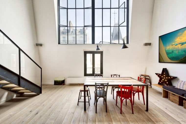Un Duplex Familial Qui Voit Grand (Avec Images) | Duplex, Loft … concernant Decoration Maison Moderne Malgré Fenêtre