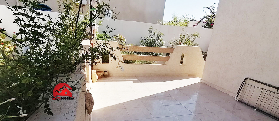 Villa Avec Piscine À Djerba - Réf L515 | Visavis-Immo-Djerba intérieur Voir Abris De Jardin Mezghenni En Tunisie