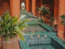 Voyage : Un Hôtel À Essaouira, Le Jardin Des Douars. encequiconcerne Salon De Jardin Castorama Suite À Une Douche