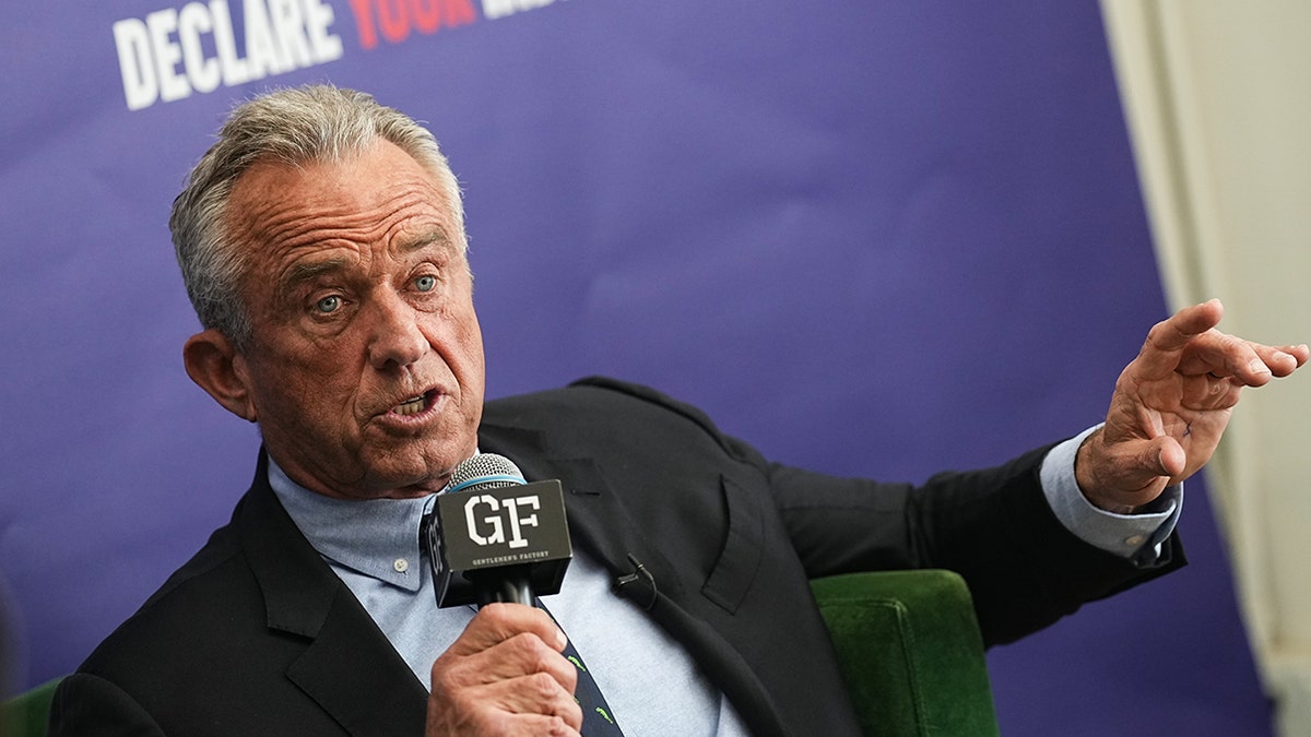 RFK Jr ‘considering’ Aaron Rodgers as running mate, rep says | Fox News