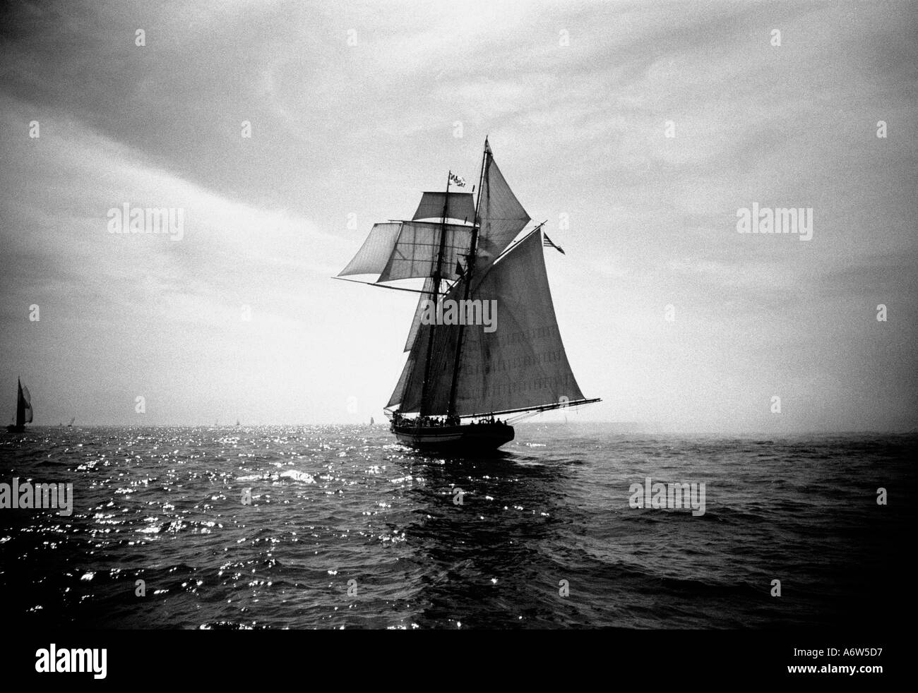 SCHOONER RACING OFF GLOUCESTER MASS Stock Photo - Alamy