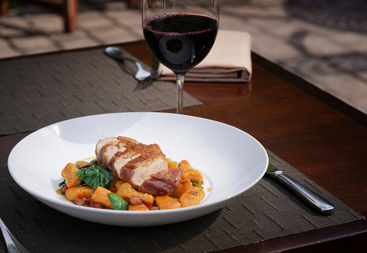 Explore the Gallery — Vintage Tavern